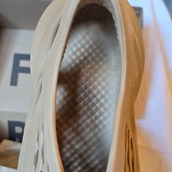 Adidas Foam RNNR Ochre main image 4